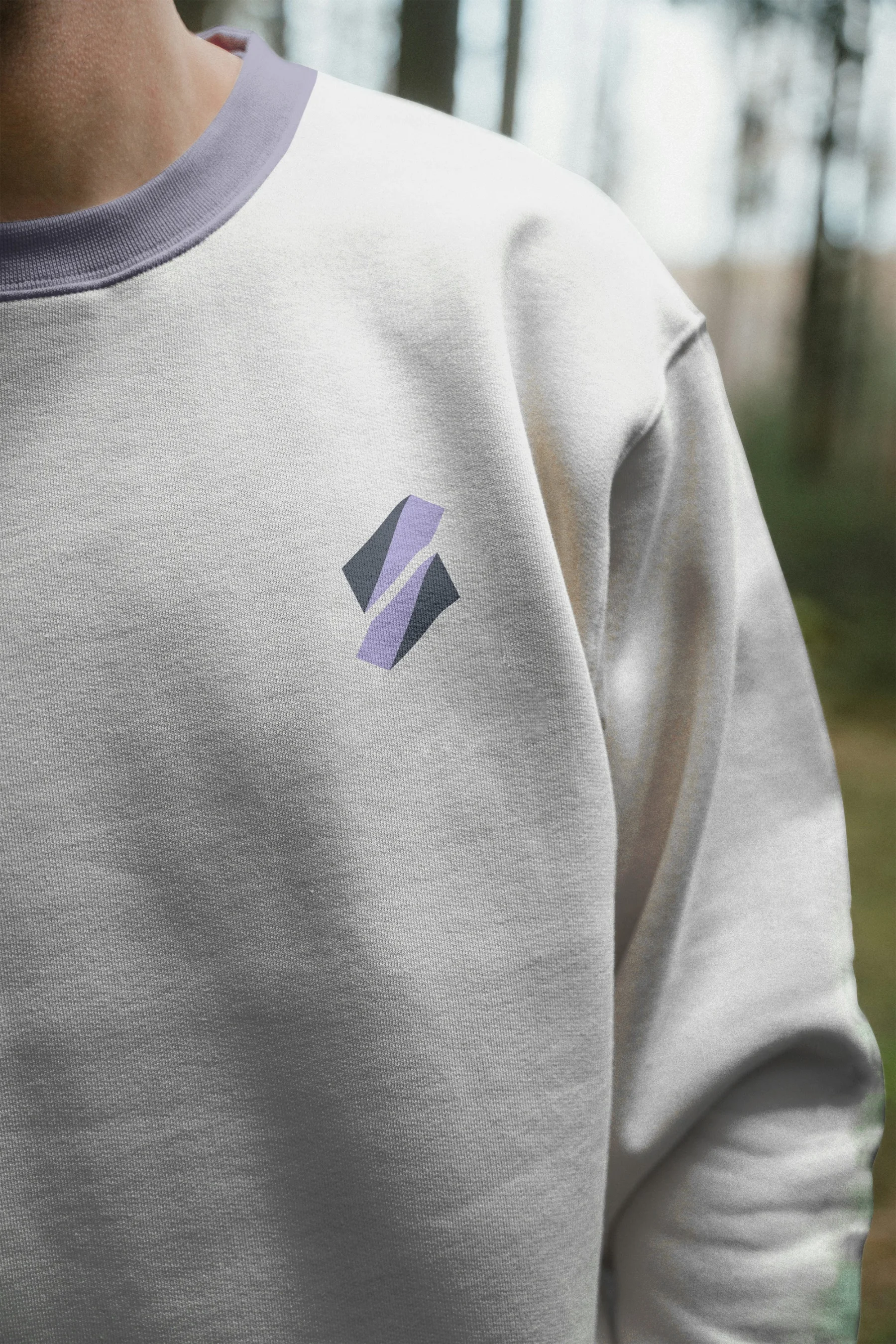 Le symbole brodé sur un sweat