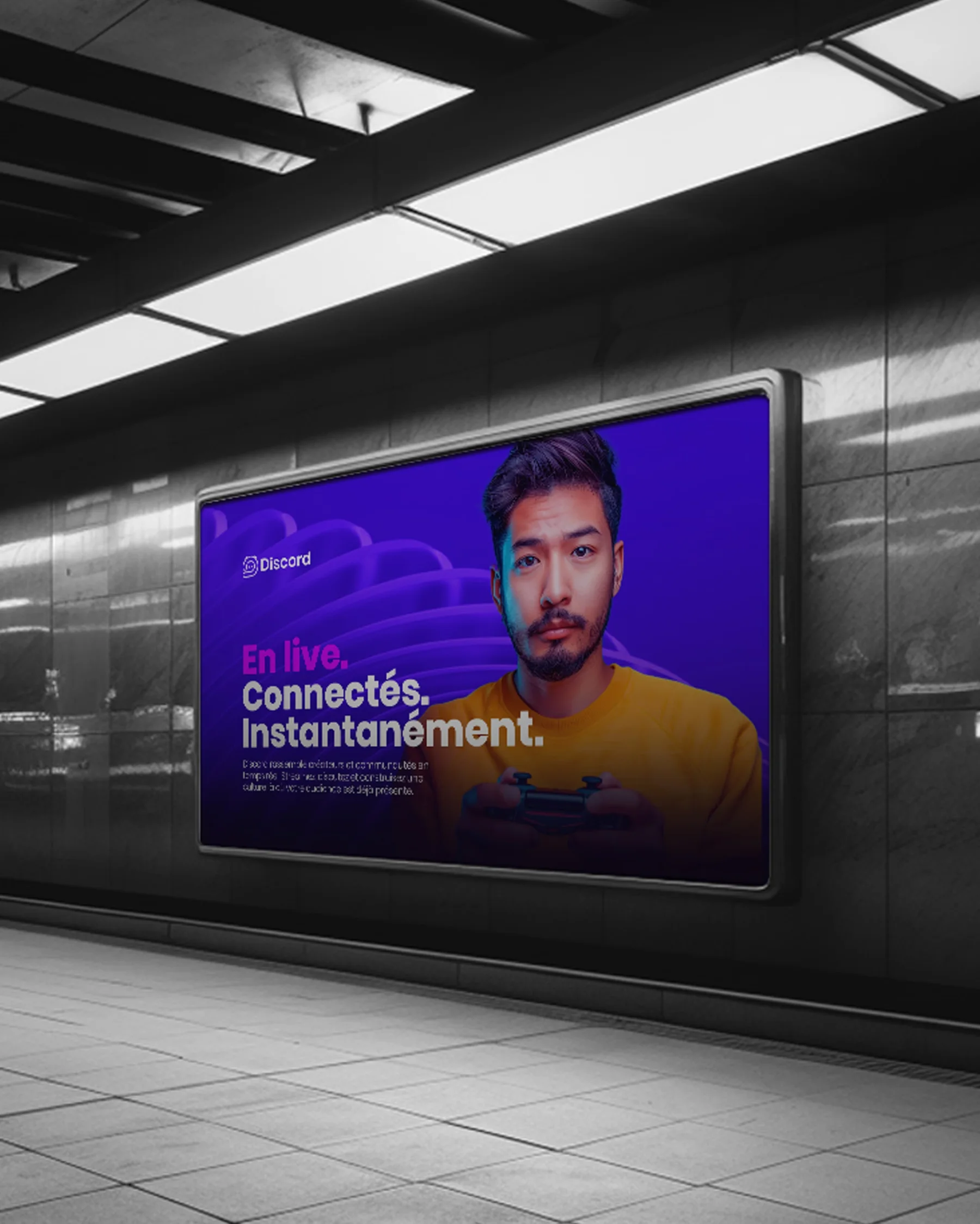 Une affiche Discord dans le métro