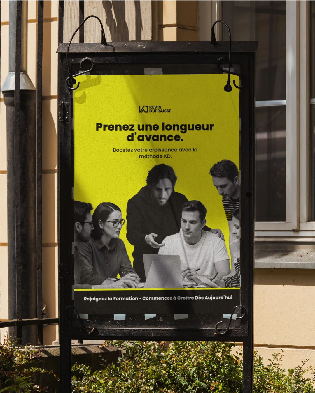 Une affiche « Prenez une longueur d'avance »